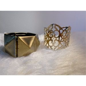 Stylish Vintage Style Bracelets Bundle in Good Condition Both size adjustment